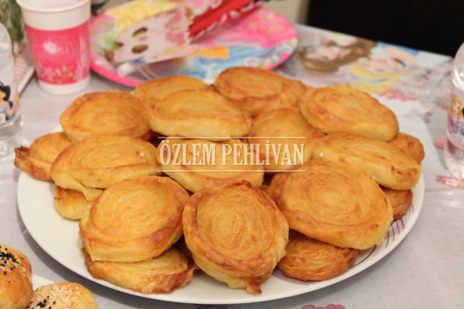 Patatesli Rulo Börek