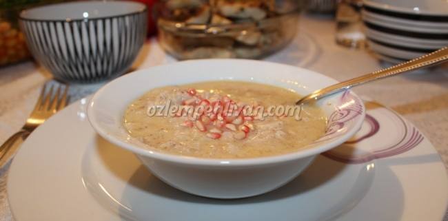 Bademli Tavuk Çorbası