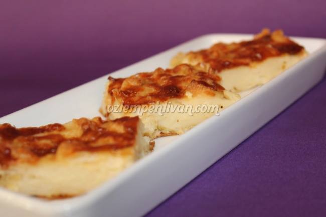Közlenmiş Patlıcanlı Börek