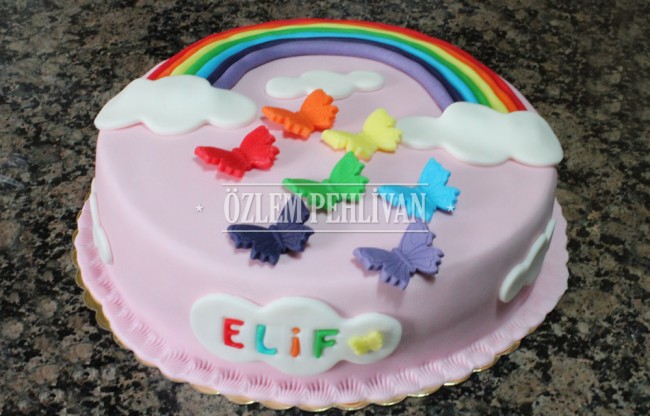 Elif ve Gökkuşağı Pasta