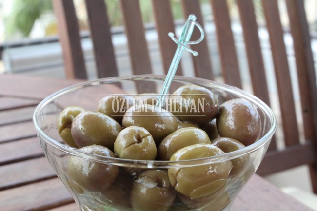 Kırma Yeşil Zeytin